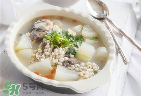 產(chǎn)婦鯽魚湯什么時(shí)候喝？產(chǎn)婦鯽魚湯放調(diào)料嗎？