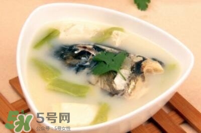 產(chǎn)婦鯽魚湯什么時(shí)候喝？產(chǎn)婦鯽魚湯放調(diào)料嗎？