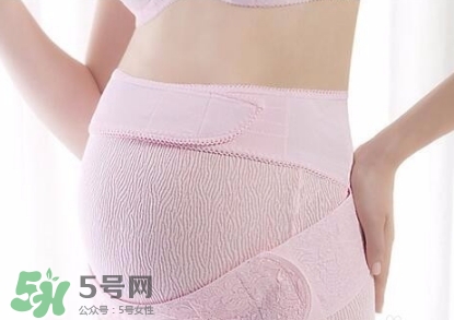 妊娠紋什么時候變白？妊娠紋產品什么時候用？