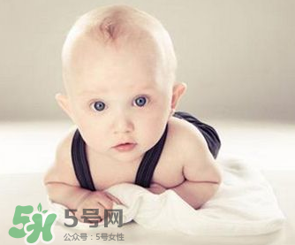 剪臍帶是寶寶疼還是媽媽疼？剪臍帶孕婦會(huì)痛嗎？