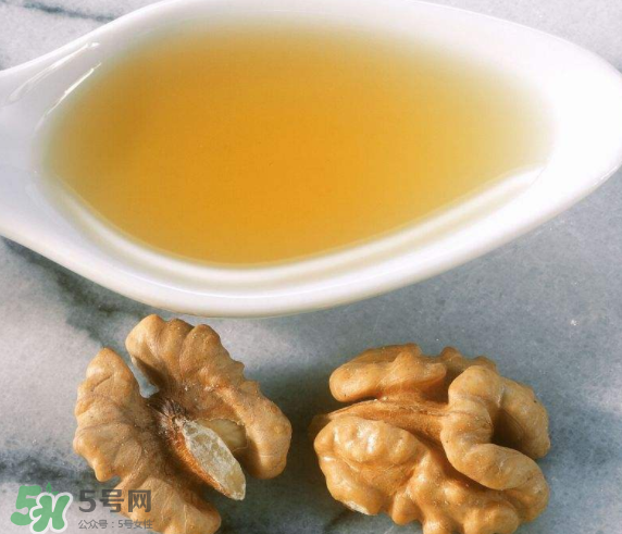 初蘊核桃油好嗎？初蘊核桃油怎么樣？