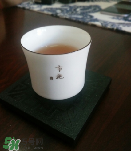 白毫銀針的產(chǎn)地在哪個(gè)??？白毫銀針是哪里產(chǎn)的？