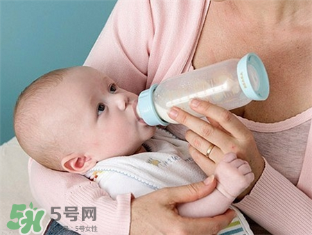 寶寶奶粉過(guò)敏什么原因？奶粉過(guò)敏的識(shí)別和處理