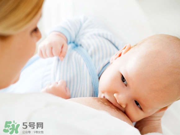 寶寶經(jīng)常換奶粉好嗎？經(jīng)常換奶粉對(duì)寶寶有什么影響？