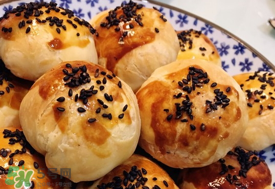 蛋黃酥是什么味道？蛋黃酥味道怎么樣？
