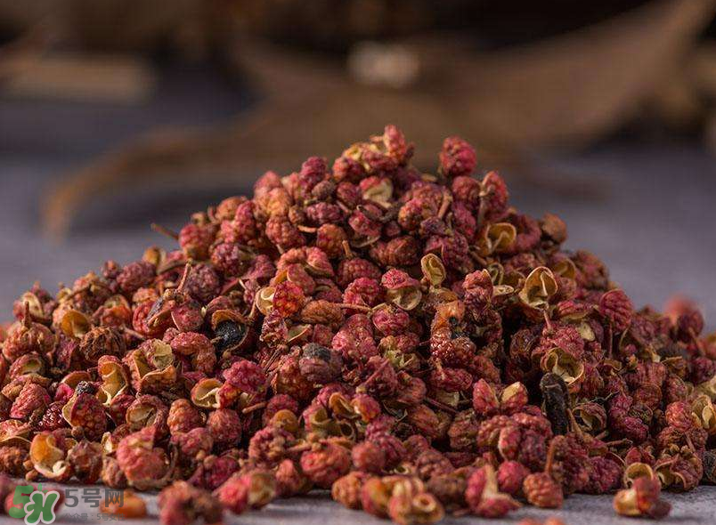 花椒泡腳有什么好處？花椒泡腳可以天天泡嗎？