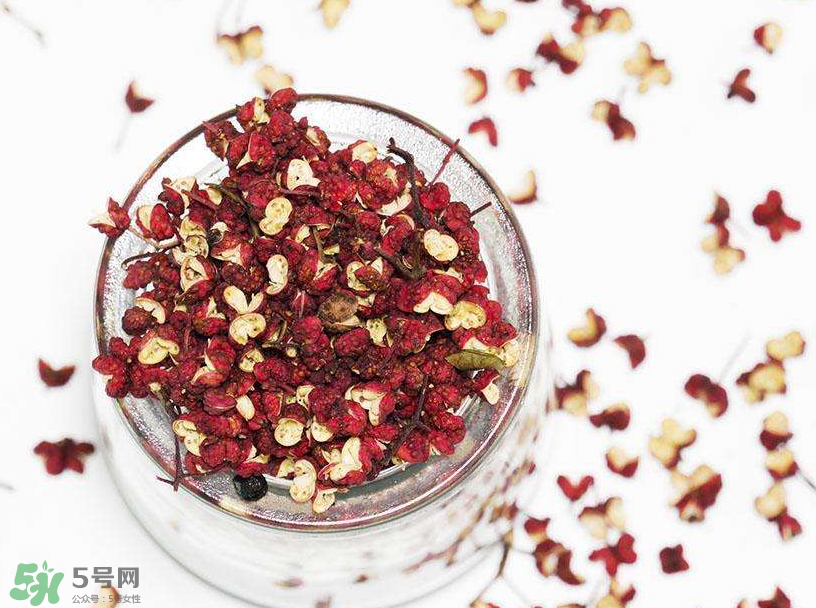 花椒泡腳有什么好處？花椒泡腳可以天天泡嗎？