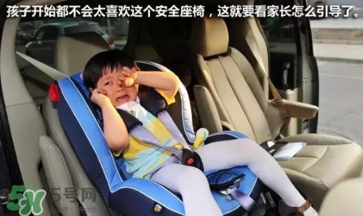 嬰兒幾個月可以做寶寶椅？嬰兒安全椅安裝方法