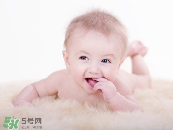 兒童安全座椅要坐到幾歲？兒童安全座椅適合多大的孩子？