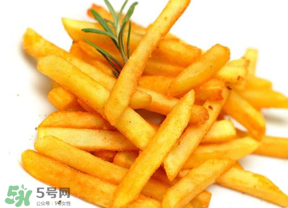薯條可以用微波爐加熱嗎？薯條怎么加熱？