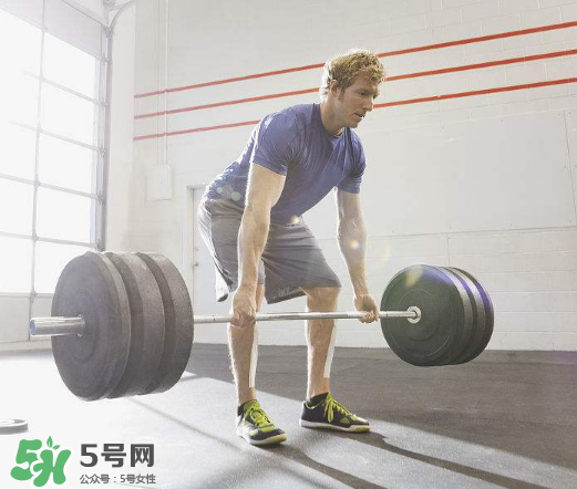 硬拉能練腰嗎？硬拉能提高性功能嗎？