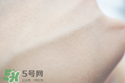 芭比波朗舒盈平衡粉底露多少錢(qián) 芭比波朗粉底露價(jià)格