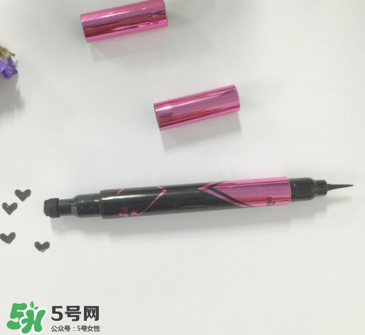 美寶蓮眼線液筆怎么樣？美寶蓮眼線液筆暈染嗎？