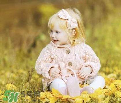 秋季寶寶怎么穿衣服？秋季寶寶穿什么？