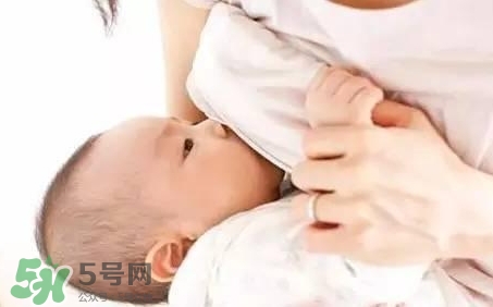 要上班了寶寶吃母乳怎么辦？要上班了寶寶不吃奶瓶怎么辦？