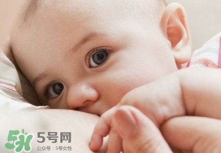 母乳能做什么？母乳可以放冰箱保鮮多久？