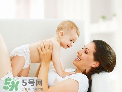 母乳喂養(yǎng)不能吃哪些東西？母乳喂養(yǎng)媽媽飲食注意事項(xiàng)