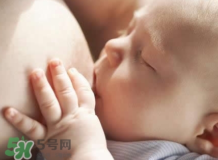 母乳能做什么？母乳可以放冰箱保鮮多久？