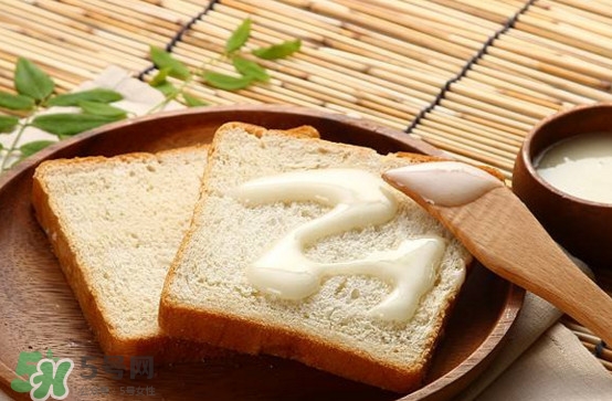 椴樹蜜是蜂蜜嗎？椴樹蜜怎么吃