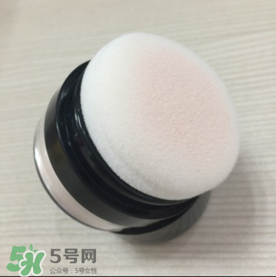 ILISYA柔色定妝蜜粉多少錢？ILISYA柔色定妝蜜粉怎么樣？