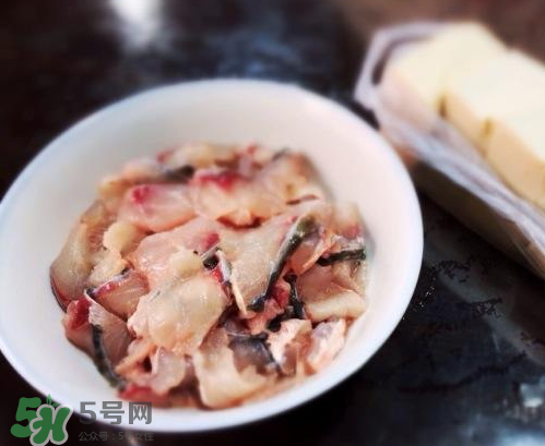 鯉魚(yú)能切片嗎？鯉魚(yú)怎么切片？