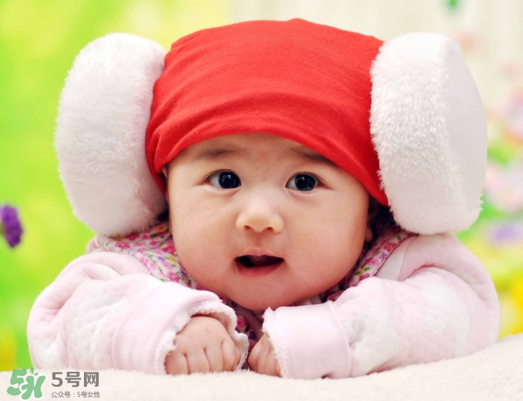 寶寶發(fā)燒抽搐正常嗎？寶寶發(fā)燒抽搐怎么辦？