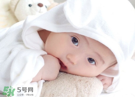 臍疝是什么？臍疝對寶寶有什么影響？