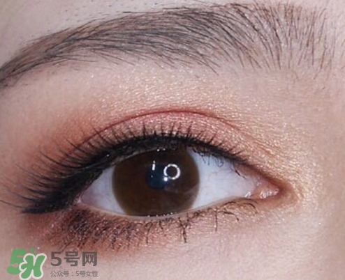 美寶蓮眼影盤多少錢？美寶蓮眼影盤專柜價格