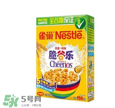 雀巢脆谷樂是膨化食品嗎？雀巢脆谷樂可以干吃嗎