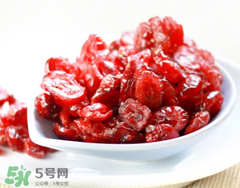 蔓越莓什么人不能吃？蔓越莓干和藍梅干孕婦吃哪個好