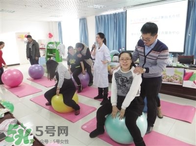 分娩球什么時(shí)候開始用？分娩球的作用