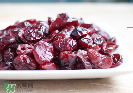 蔓越莓干每天吃很多有好處嗎？蔓越莓干哪個牌子好