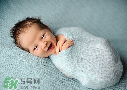 勒博耶分娩法的具體步驟是什么？勒博耶分娩法有哪些優(yōu)點？