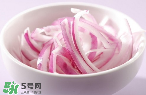 洋蔥能榨汁喝嗎？洋蔥榨汁的功效和作用