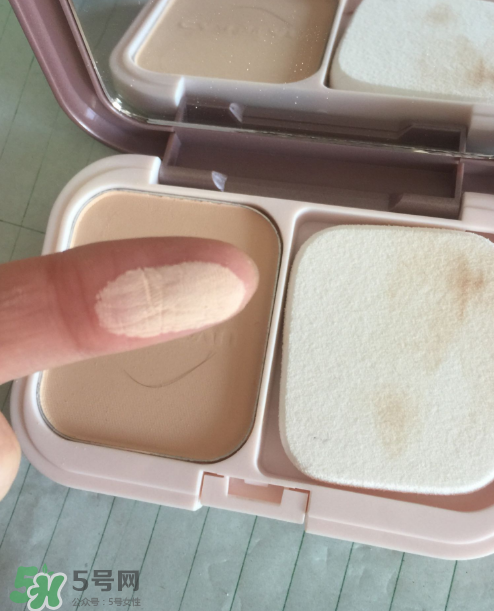 卡姿蘭粉餅好用嗎？卡姿蘭粉餅怎么樣？