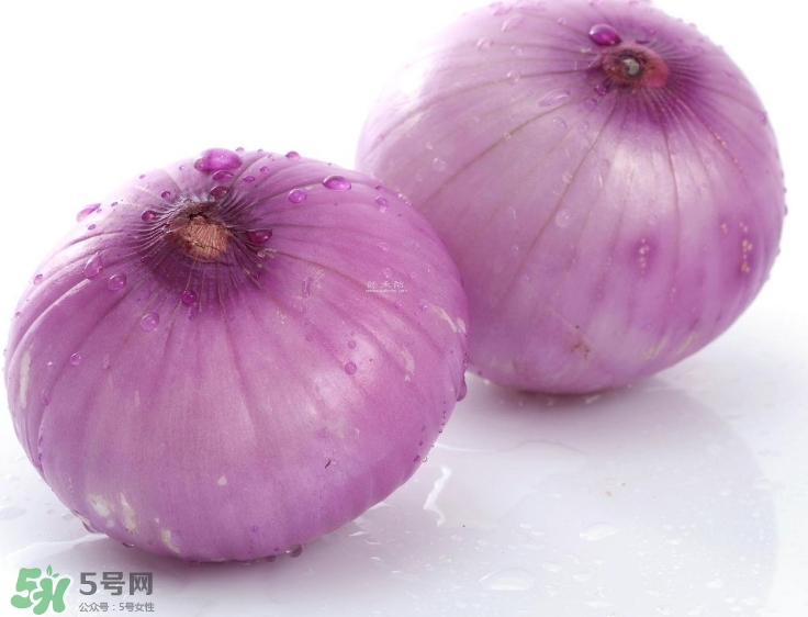 洋蔥汁能黑發(fā)嗎？洋蔥汁擦頭發(fā)能生發(fā)嗎？