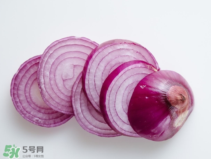 洋蔥榨汁能每天喝嗎？洋蔥汁能治什么病？