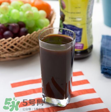 西梅汁怎么喝治便秘？便秘吃什么最快排便？