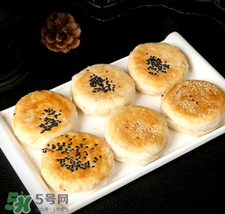板栗餅吃了會(huì)胖嗎？吃板栗餅會(huì)上火嗎？