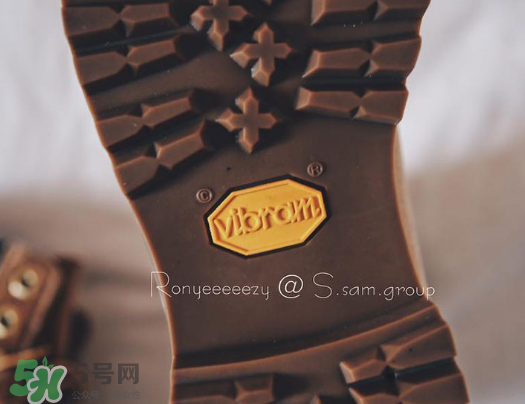 off white與timberland聯(lián)名6英寸大黃靴實(shí)物什么樣？