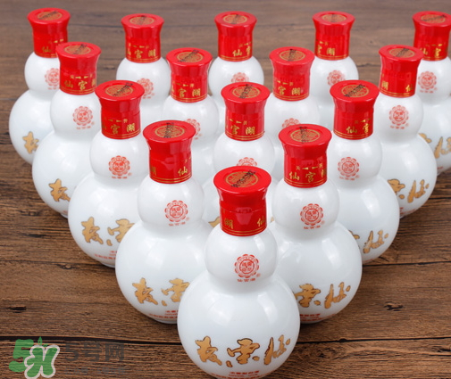 ?板栗酒能存放多久？?板栗泡酒可以放多久？