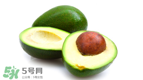 牛油果果汁怎么做？牛油果和什么榨汁好喝？