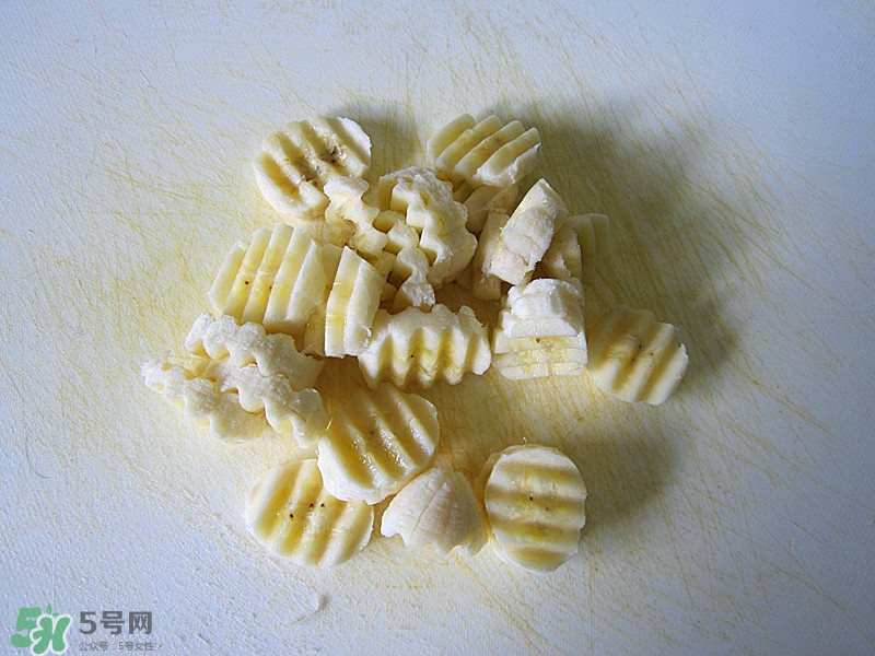 牛油果沙拉怎么做？牛油果沙拉用什么醬？