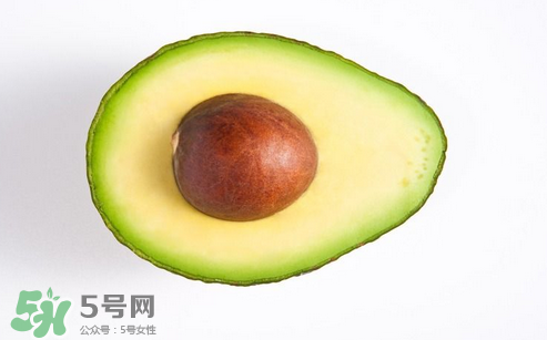 寶寶多大可以吃牛油果？寶寶吃牛油果的好處