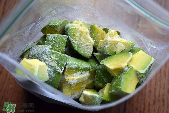 牛油果隔夜了還能吃嗎？牛油果可以冷凍保存嗎？