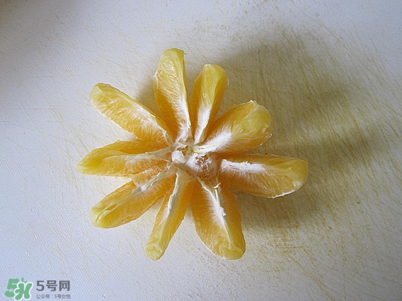 牛油果沙拉怎么做？牛油果沙拉用什么醬？