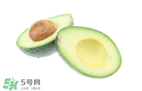 寶寶吃牛油果要蒸熟嗎？寶寶吃牛油果會(huì)便秘嗎？
