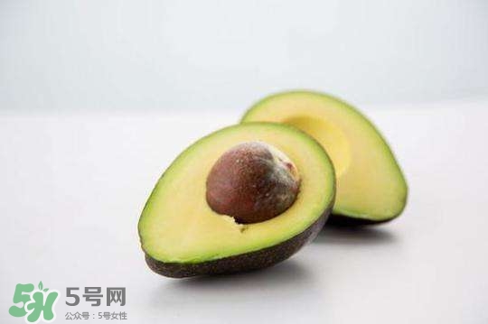 牛油果油寶寶可以吃嗎？牛油果油和核桃油哪個(gè)好？