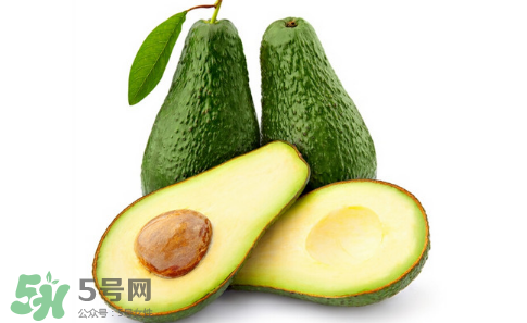 寶寶吃牛油果要蒸熟嗎？寶寶吃牛油果會(huì)便秘嗎？