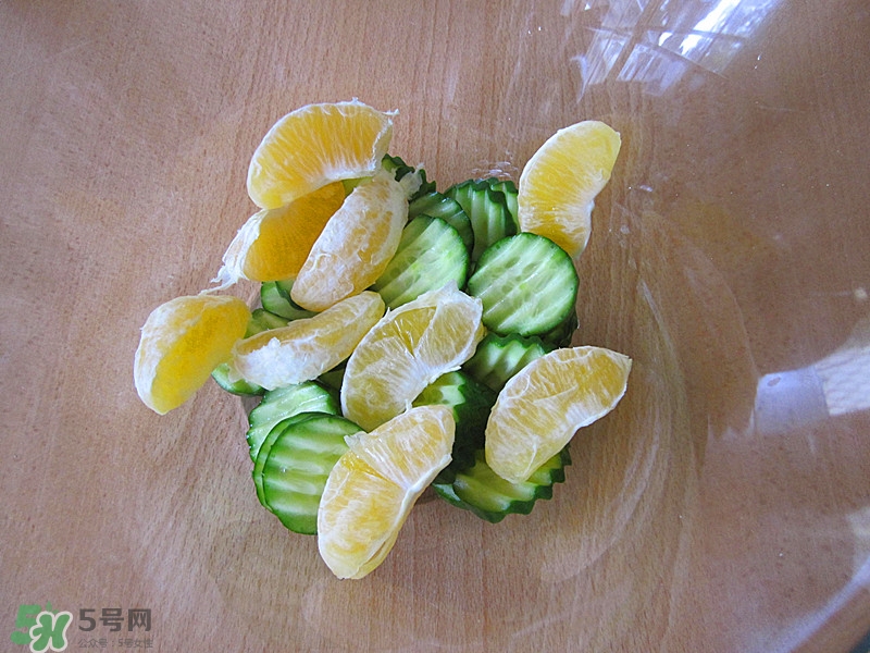 牛油果沙拉怎么做？牛油果沙拉用什么醬？